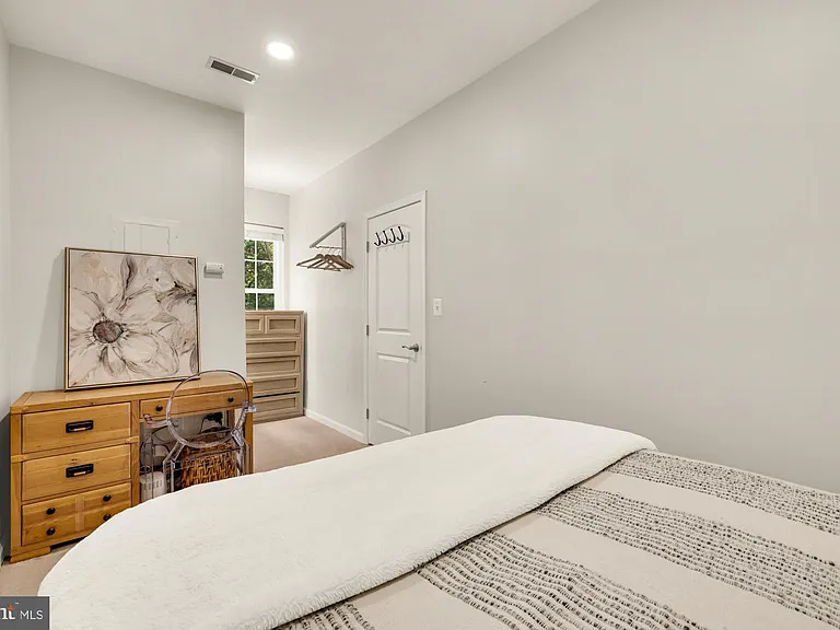 6747 Applemint Ln — Photo 42
