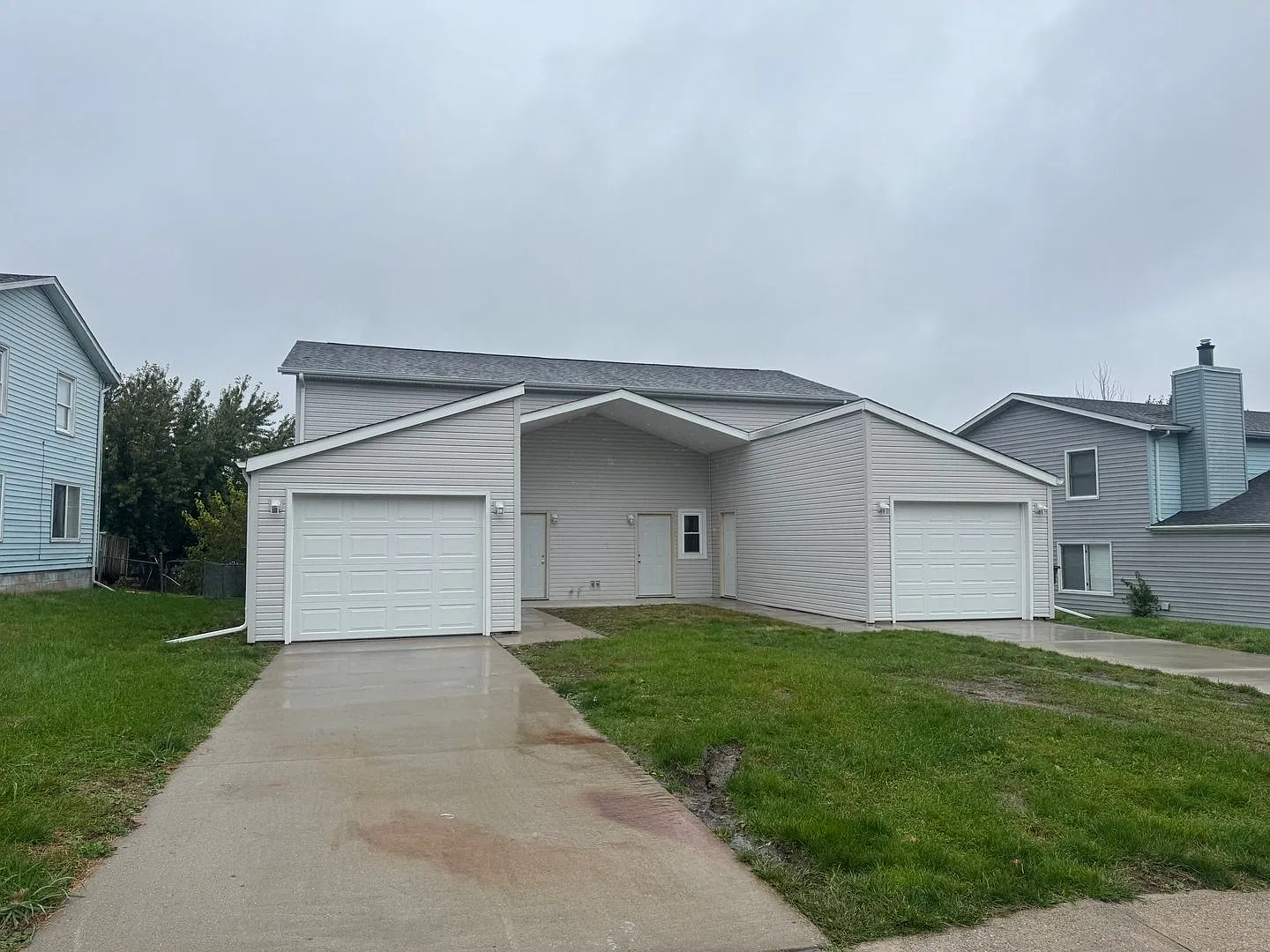 2106 E Caulder Avenue — Photo 1