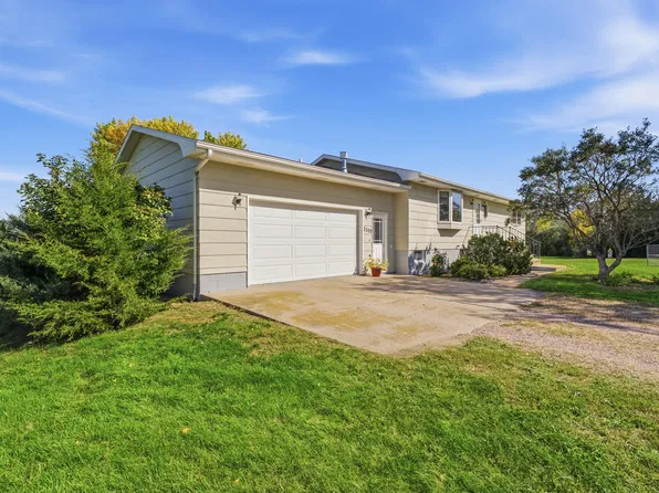 3300 Liberty Dr, Mitchell, SD 57301