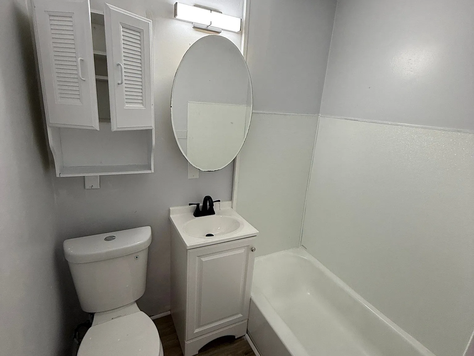 Studio, $975 — Photo 3