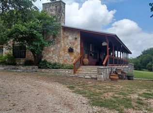 152 NW Andrew Rd, Kerrville, TX 78028
