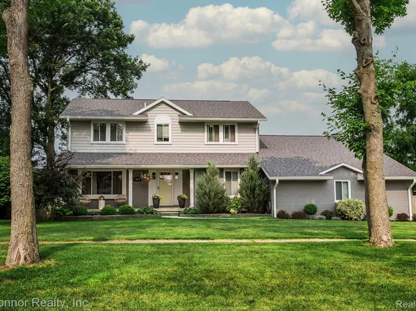 904 Ohio St, Marysville, MI 48040