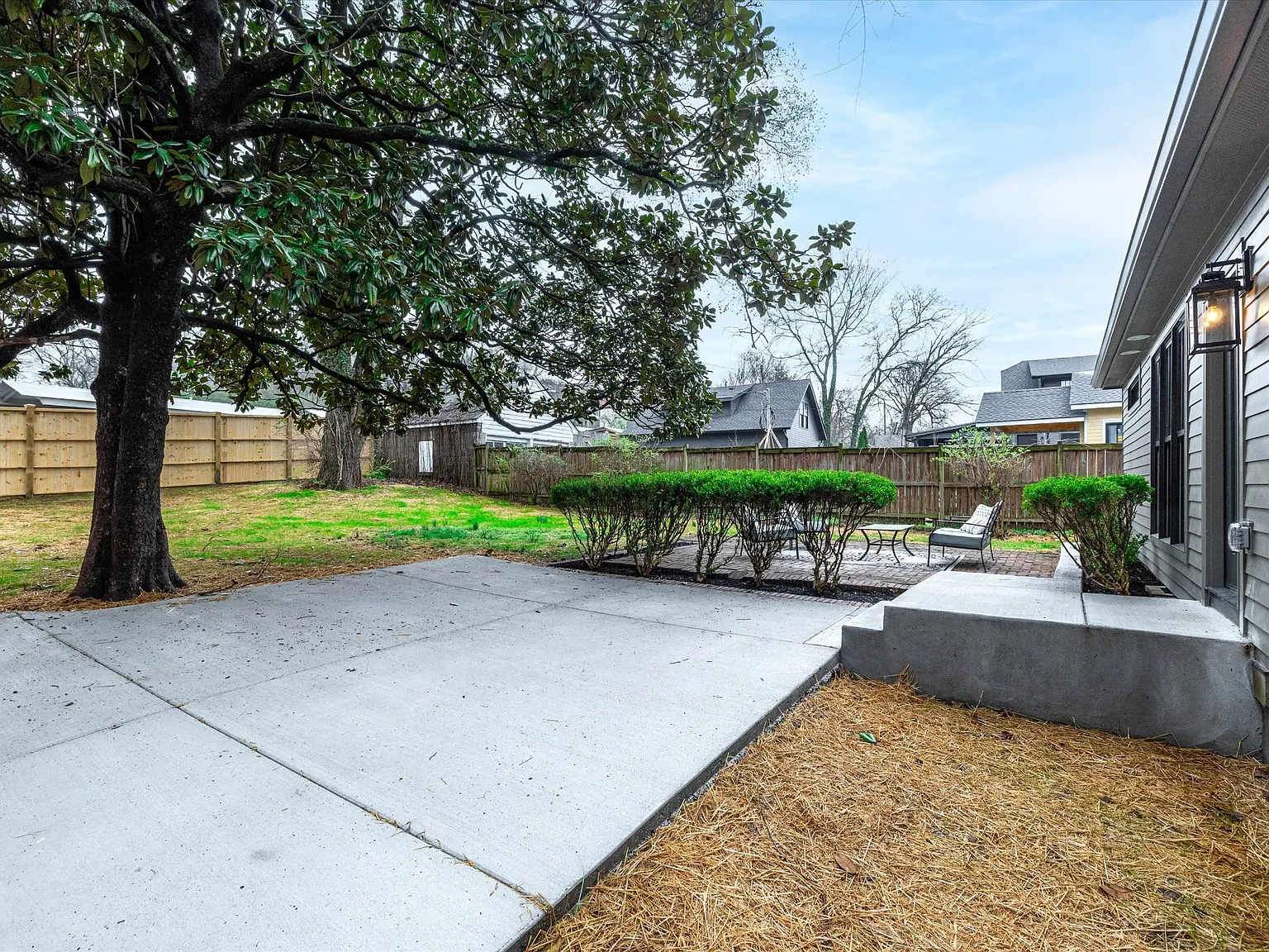5 bed, 3.5 bath, 3613 sqft, $7,750 — Photo 4