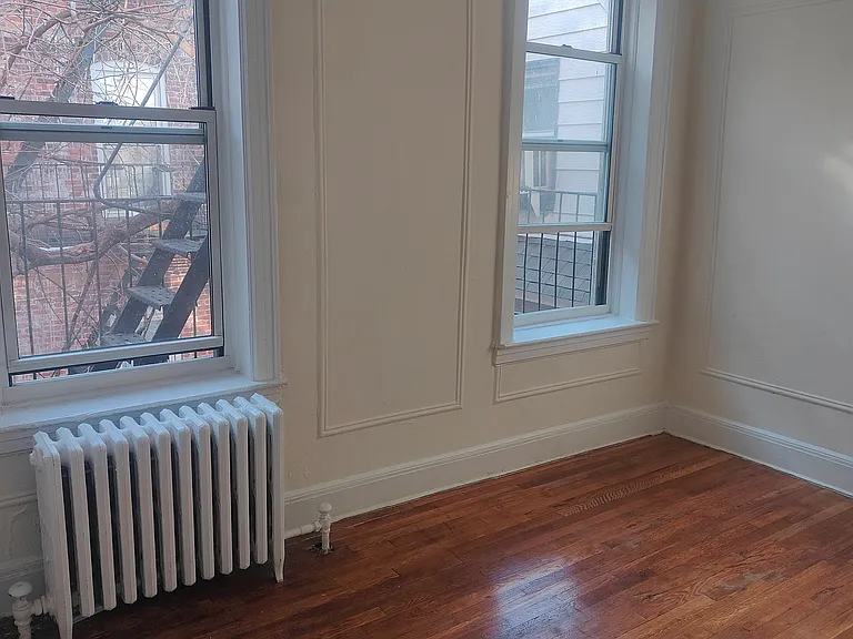 1820 Avenue V #3 — Photo 9