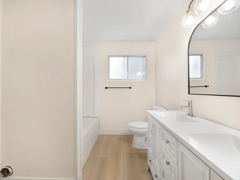 210 N 1st St #1 — Photo 10