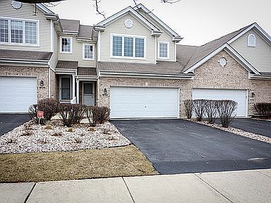 1st image of 18132 Lake Shore Dr