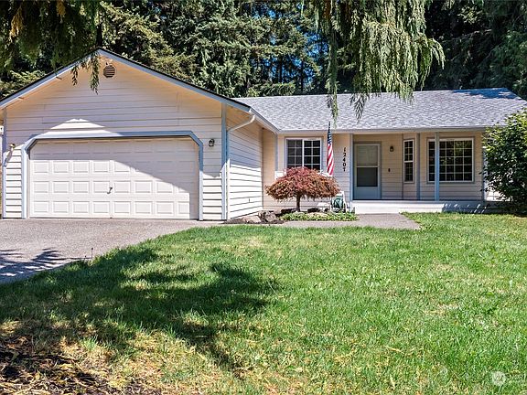 2nd image of 12407 209th Avenue Ct E