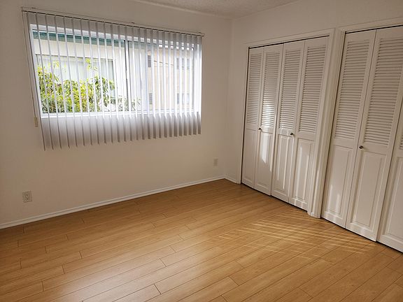 4th image of 511 Raymond Ave #10