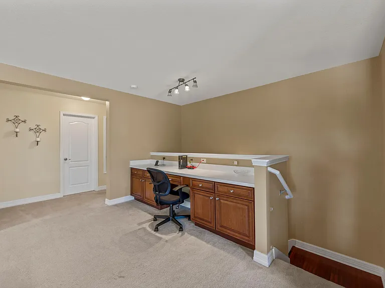 5901 Snow Creek Dr — Photo 15