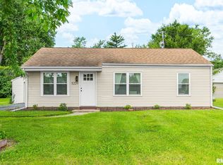 5229 N Hamilton Rd, Peoria, IL 61614