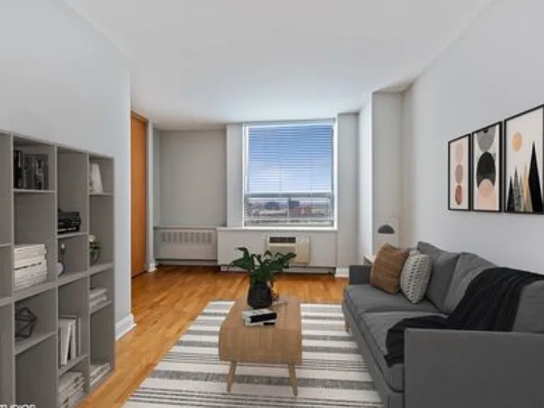 1460 Sandburg St #2512 — Photo 9