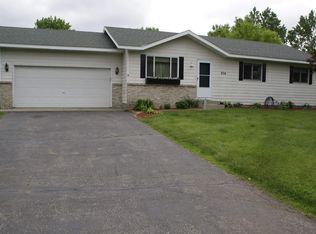 604 3rd Ave NE, Saint Joseph, MN 56374