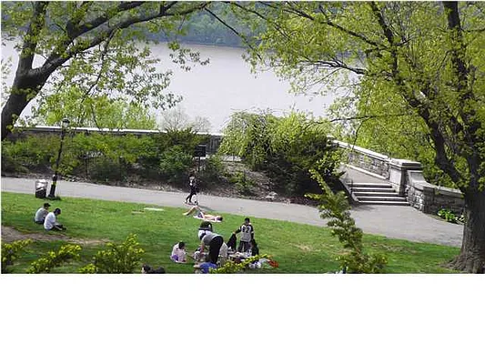 Sold by Ann Ferguson, LLC | media 21