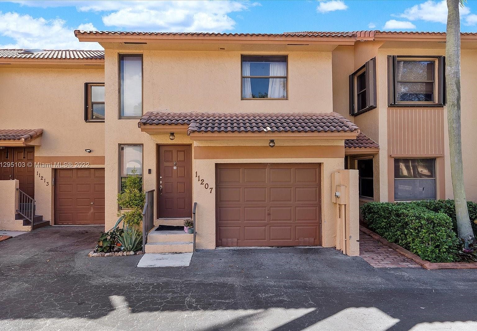 11207 SW 9th Ct, Pembroke Pines, FL 33025 Zillow