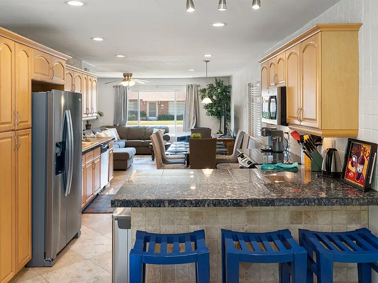 8356 E Avalon Dr — Photo 17