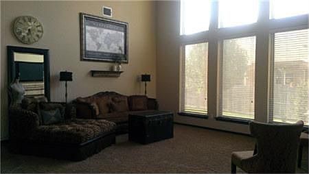 5th image of 900 Killian Dr