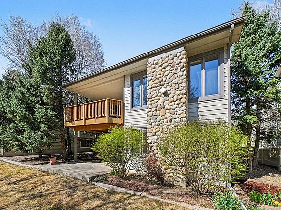 3rd image of 3615 Terry Point Dr