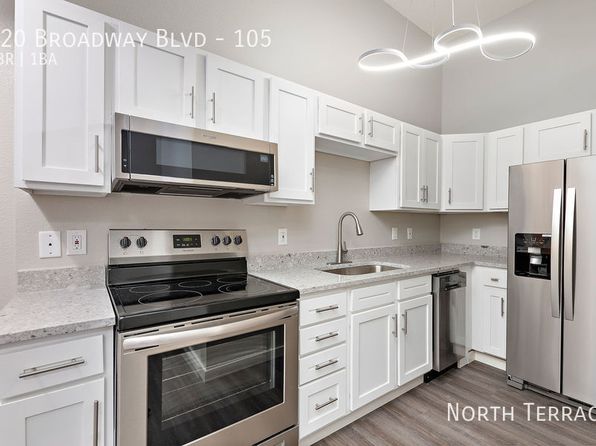 920 Broadway Blvd APT 105