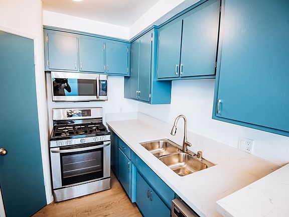 3rd image of 11842 Kiowa Ave #16