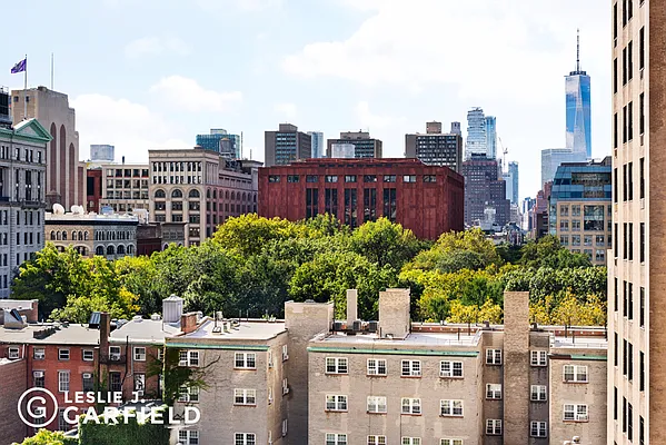 Sold by Leslie J. Garfield | media 7