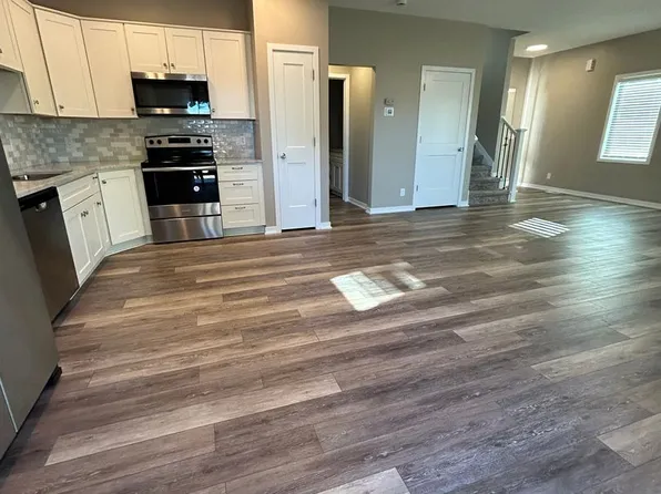522 S Washington St, Papillion, NE 68046