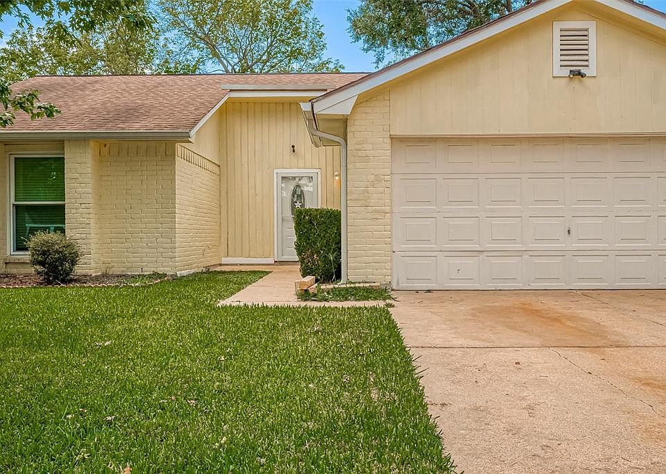 1st image of 7234 Londres Drive