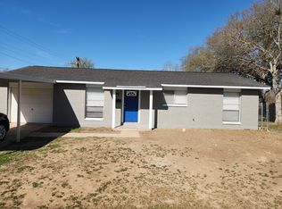 111 Laurel Ln, Schertz, TX 78154
