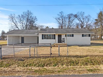 471 S College St, Graysville, TN, 37338