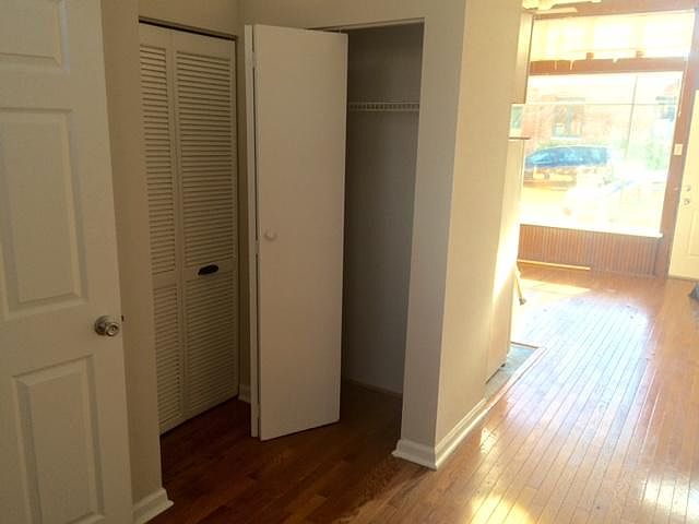 1st image of 1113 Victor St