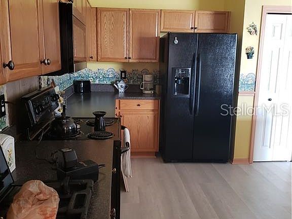3rd image of 1118 Barclay Wood Dr