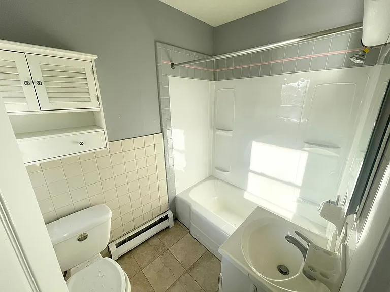 640 3rd Ave — Photo 24