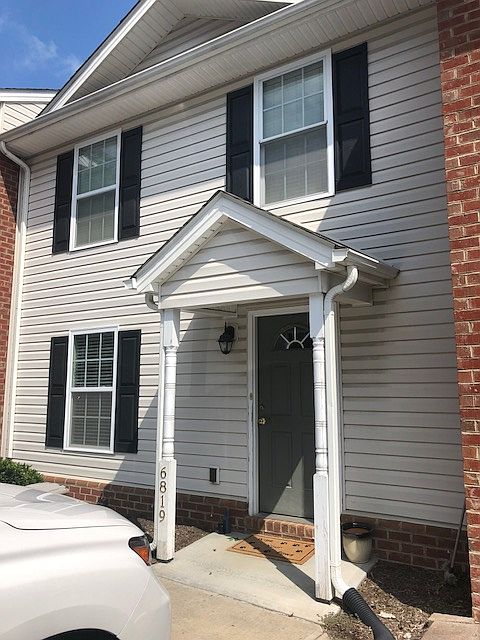 1st image of 6819 Woodcreeper Dr