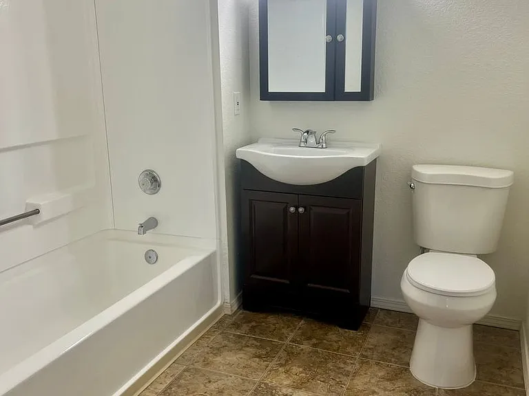 Royal Oaks Apartments in Bermuda Dunes — Photo 26