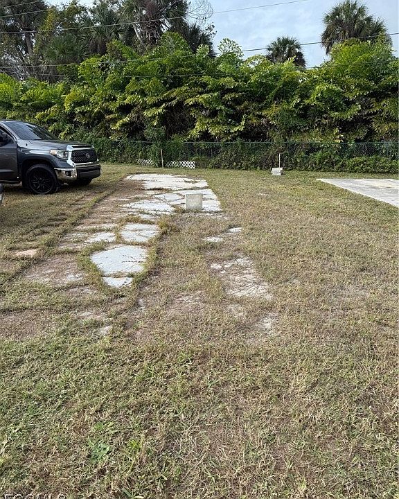1st image of 20700 River Dr