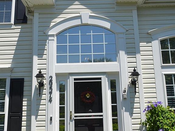 3rd image of 29574 Charles Dr
