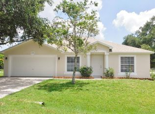 1095 Festivo Ln NE, Palm Bay, FL 32907