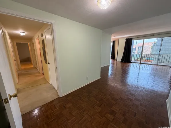 3678 HIDDEN DR #905, San Antonio, TX 78217