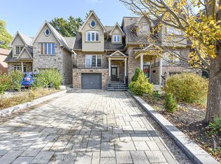 87 Park St W, Mississauga, ON L5H1L2