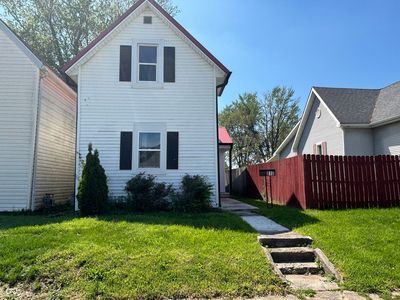 810 S 18th St, Elwood, IN, 46036