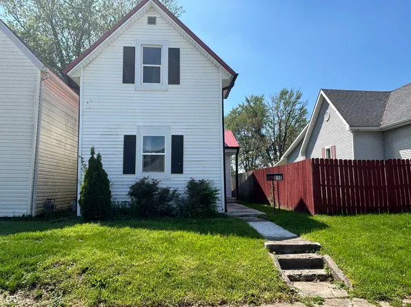 810 S 18th St, Elwood, IN 46036