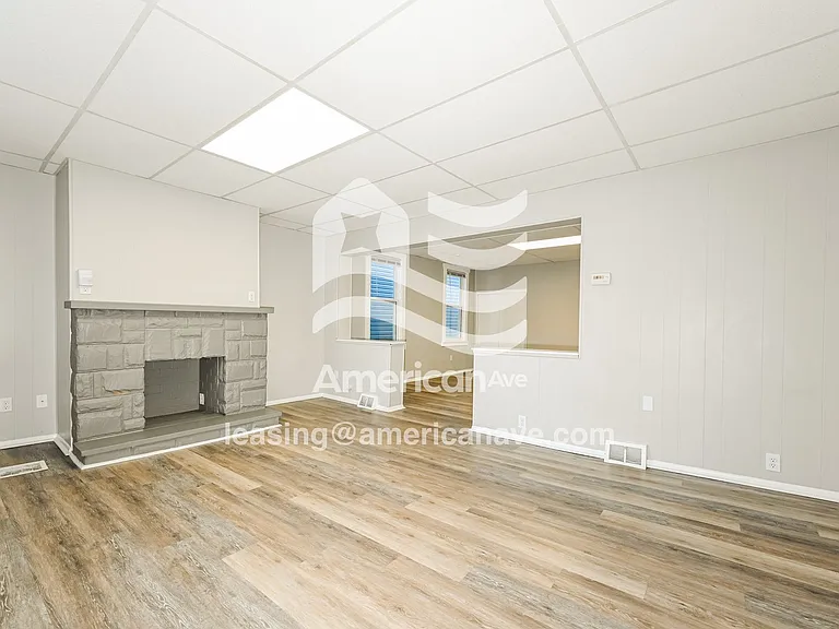657344_002_living_room_14394849.jpg