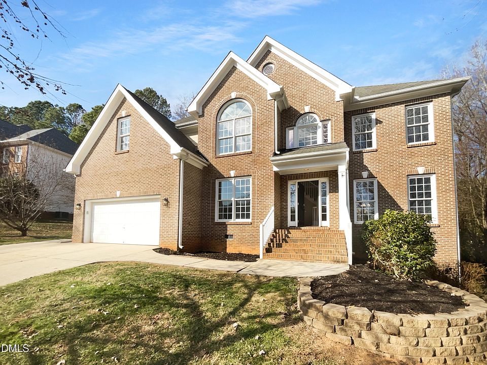 1st image of 410 Dairy Farm Dr