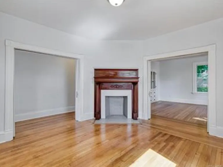 101 Monroe St #1 — Photo 7