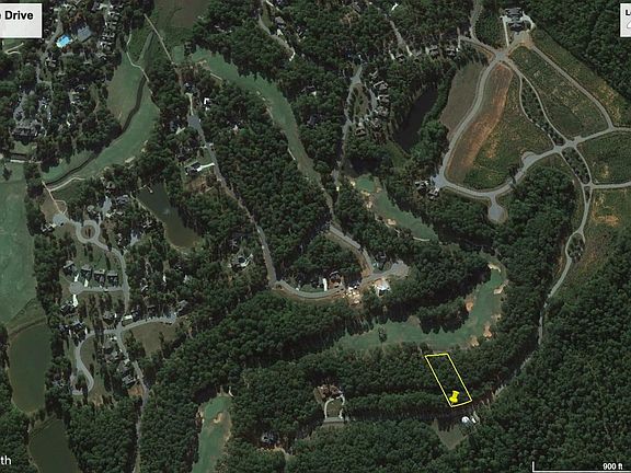 3rd image of 1300 Lake Dr #236