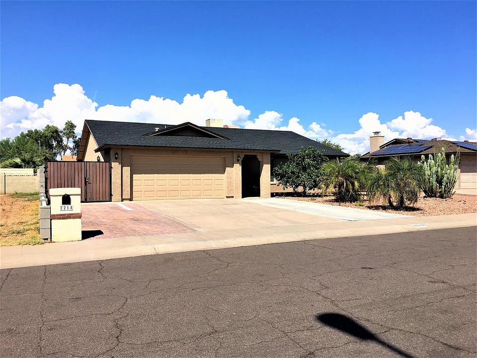 1st image of 2214 W Sequoia Dr