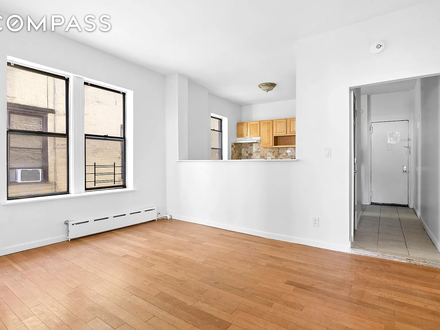 2 bed, 1.0 bath, $2,400 — Photo 1