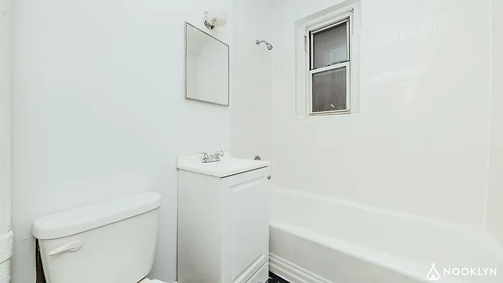 Rented by Nooklyn NYC LLC | media 11