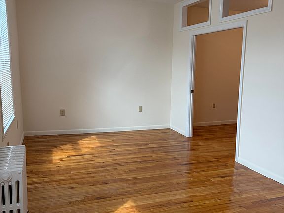 3rd image of 43-45 Sherman Pl #15