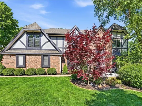 12204 Melrose St, Overland Park, KS 66213