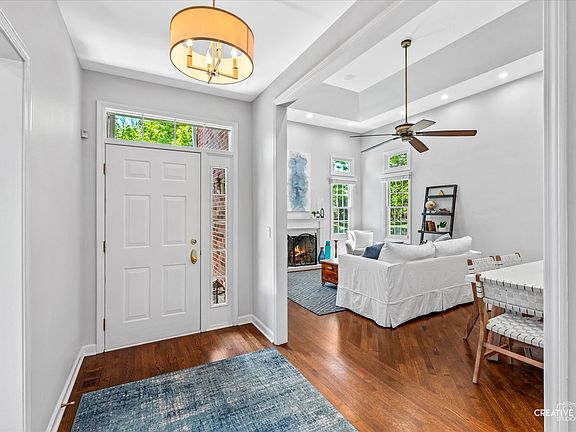 3rd image of 108 Waterside Pl